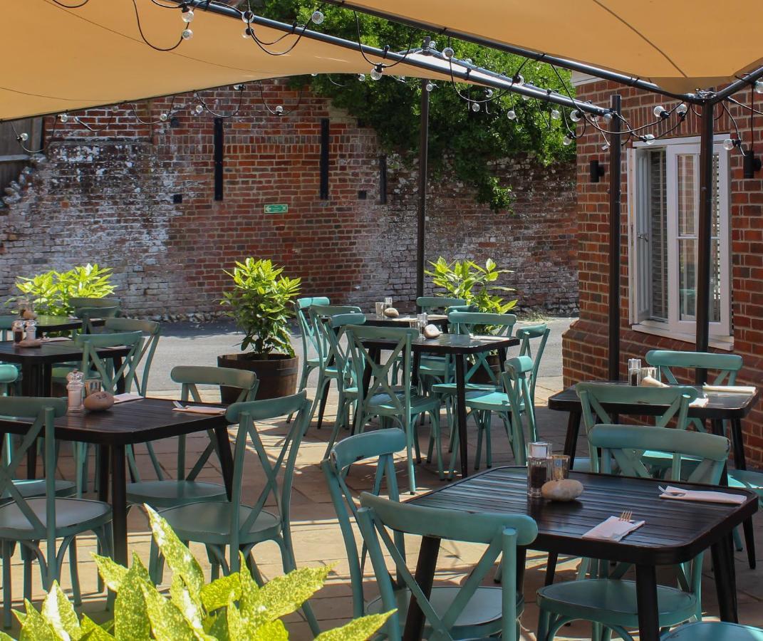 Hotel The Kings Head 4*